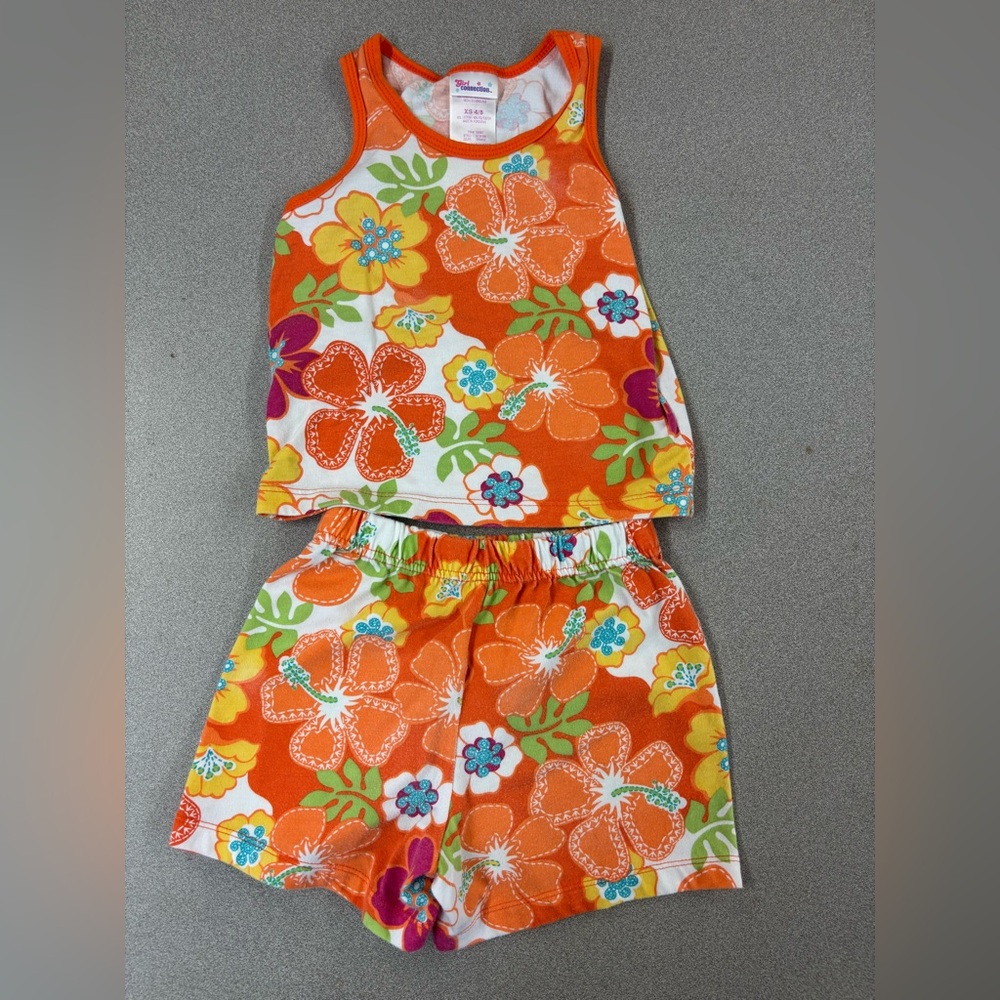 2000’s Two piece set matching 4/5